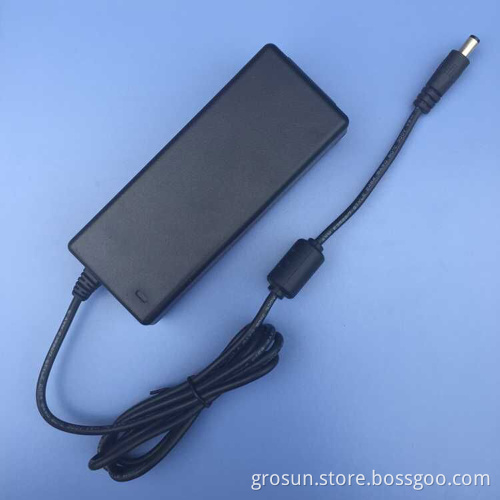 Shenzhen Grosun Wholesale DC Adapter 12V 5A Power Supply with Desktop Socket